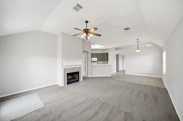 3103 Glenmont Ridge Court, Fresno, TX 77545