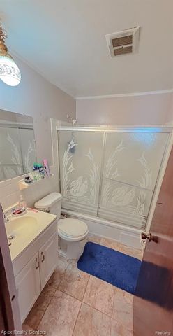 15257 Paris Street, Allen Park, MI 48101