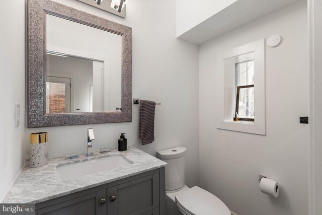 1608 CHRISTIAN ST, Philadelphia, PA 19146