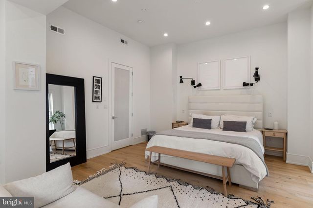 1608 CHRISTIAN ST, Philadelphia, PA 19146