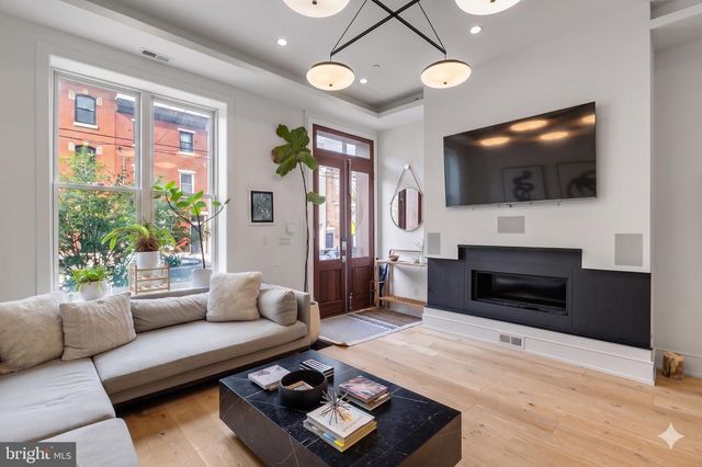 1608 CHRISTIAN ST, Philadelphia, PA 19146