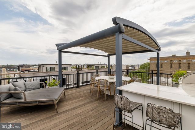1608 CHRISTIAN ST, Philadelphia, PA 19146