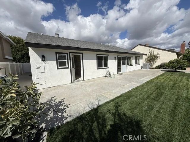 4122 Loma, Irvine, CA 92604