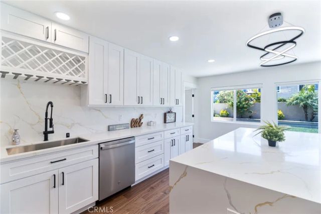 4122 Loma, Irvine, CA 92604