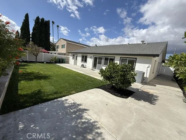 4122 Loma, Irvine, CA 92604
