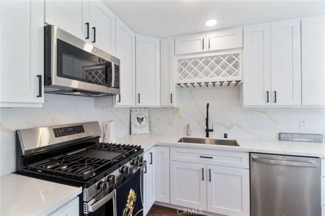 4122 Loma, Irvine, CA 92604
