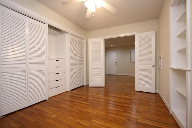 3520 Garrott 8, Houston, TX 77006