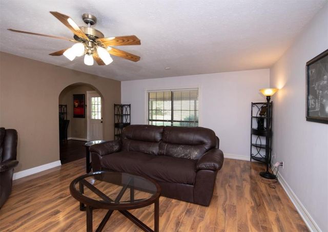 17618 Autumn Trails Lane, Houston, TX 77084