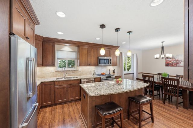 3858 Cypress Creek Drive, Columbus, OH 43228