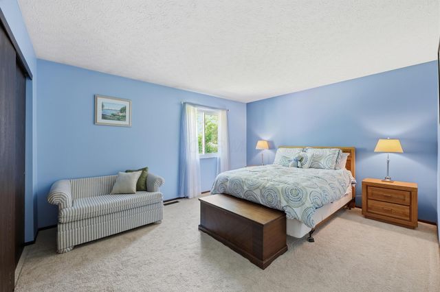 3858 Cypress Creek Drive, Columbus, OH 43228
