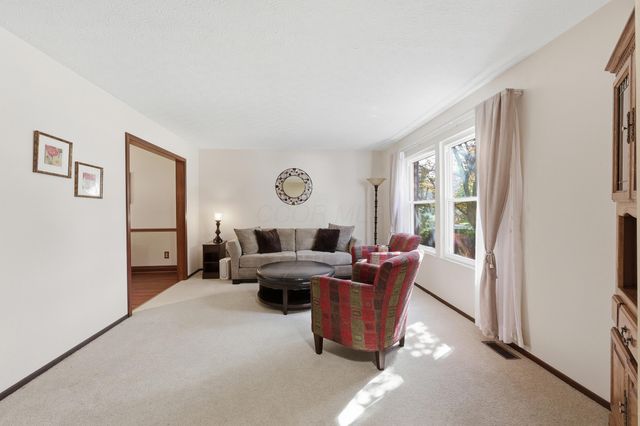 3858 Cypress Creek Drive, Columbus, OH 43228
