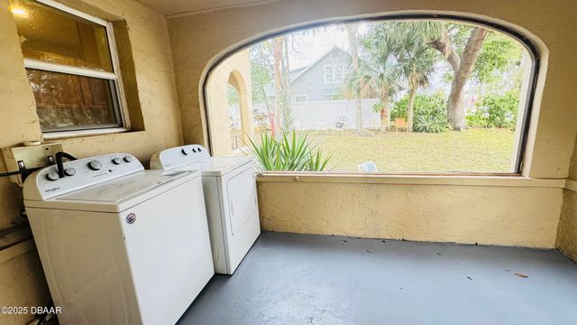 215 Glenview Blvd Apt 1, Daytona Beach, FL 32118