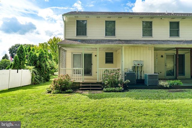 4516 LINDEN AVE, Mechanicsburg, PA 17055