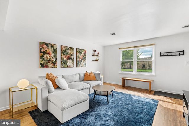 4516 LINDEN AVE, Mechanicsburg, PA 17055
