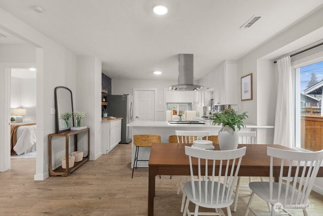 4313 E G Street, Tacoma, WA 98404