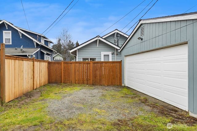 4313 E G Street, Tacoma, WA 98404