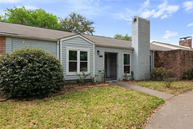 11805 Southlake Drive, Houston, TX 77077