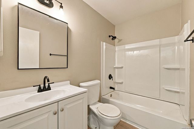 12212 Ridge Crown St, San Antonio, TX 78247