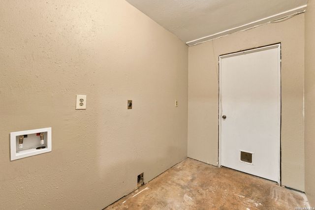 12212 Ridge Crown St, San Antonio, TX 78247