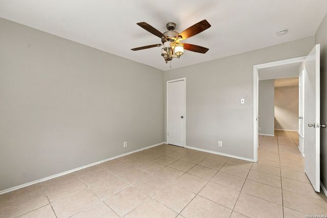 12212 Ridge Crown St, San Antonio, TX 78247