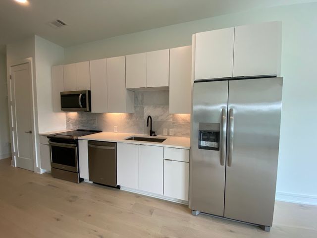 1125 10th Ave N Apt 508, Nashville, TN 37208