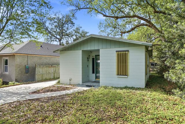 1026 W RAMBLA STREET, Tampa, FL 33612