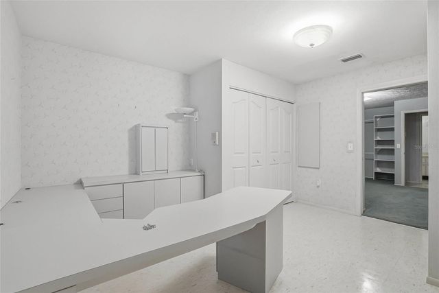 1026 W RAMBLA STREET, Tampa, FL 33612