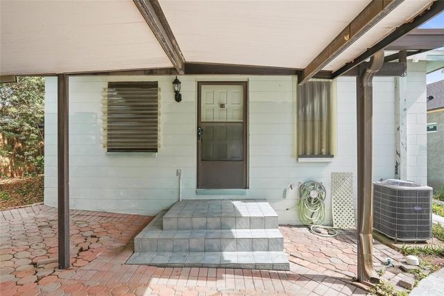 1026 W RAMBLA STREET, Tampa, FL 33612