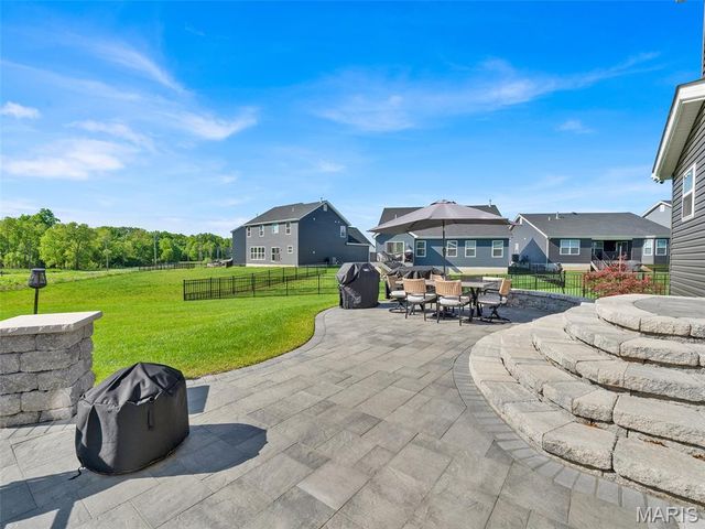 936 Little Fieldstone Court, Wentzville, MO 63385