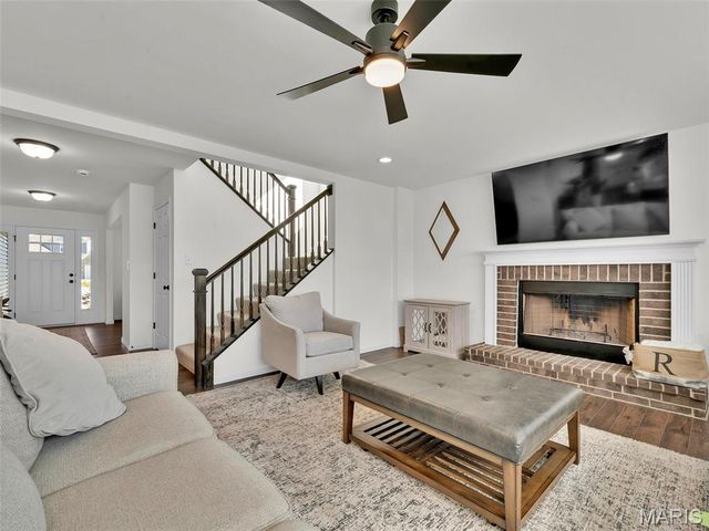 936 Little Fieldstone Court, Wentzville, MO 63385