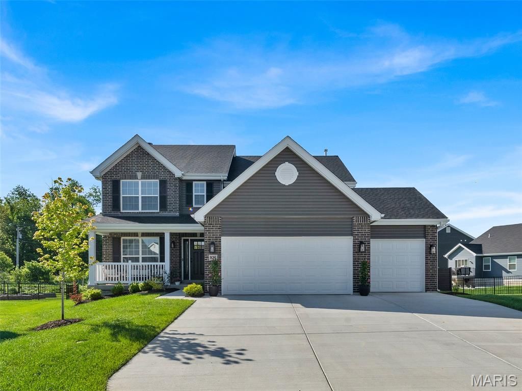 936 Little Fieldstone Court, Wentzville, MO 63385