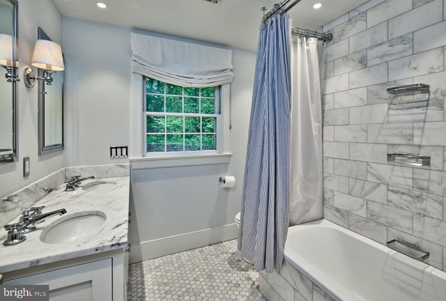 3363 WINDY BUSH RD, New Hope, PA 18938
