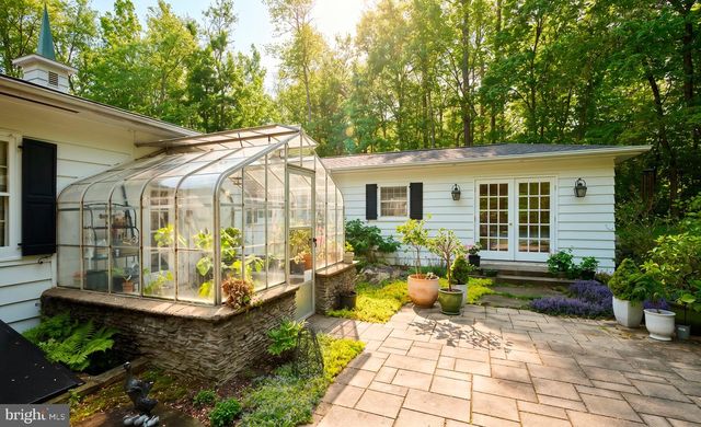 3363 WINDY BUSH RD, New Hope, PA 18938