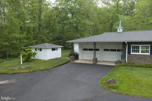 3363 WINDY BUSH RD, New Hope, PA 18938