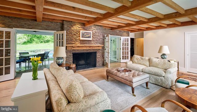 3363 WINDY BUSH RD, New Hope, PA 18938