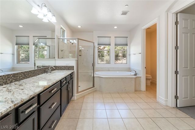 72 Rezzonico Drive, Henderson, NV 89011