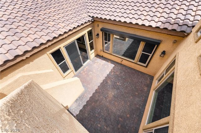 72 Rezzonico Drive, Henderson, NV 89011