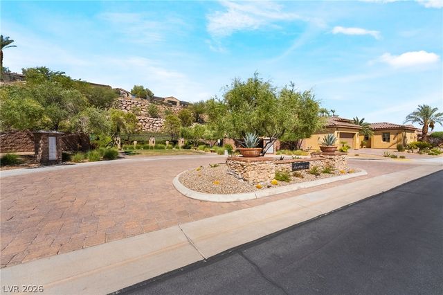 72 Rezzonico Drive, Henderson, NV 89011