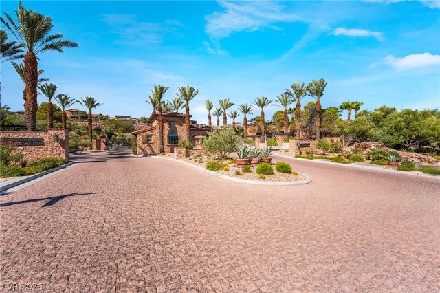 72 Rezzonico Drive, Henderson, NV 89011