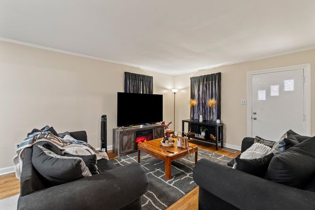 924 W 6th St., Hattiesburg, MS 39401