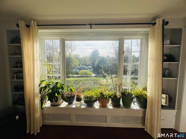 37 Weed Street, New Canaan, CT 06840