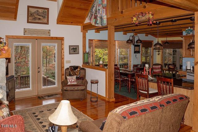 13945 Asheville Highway, Greeneville, TN 37743