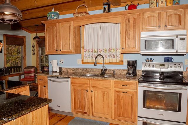 13945 Asheville Highway, Greeneville, TN 37743