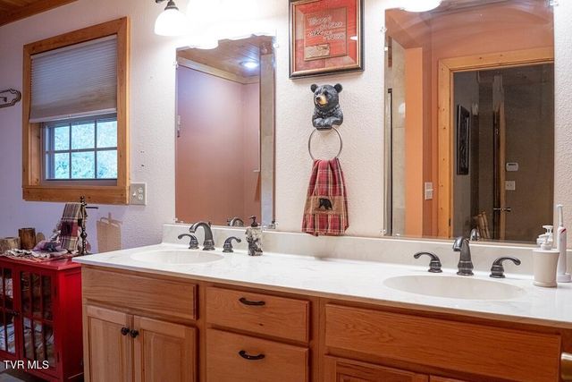 13945 Asheville Highway, Greeneville, TN 37743