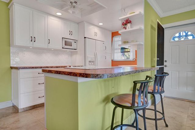 515 High Point Drive A, Delray Beach, FL 33445