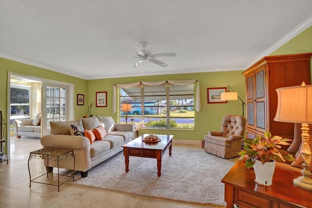 515 High Point Drive A, Delray Beach, FL 33445