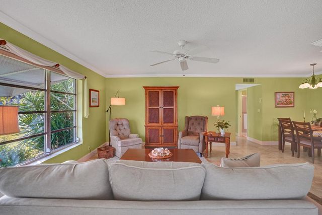 515 High Point Drive A, Delray Beach, FL 33445