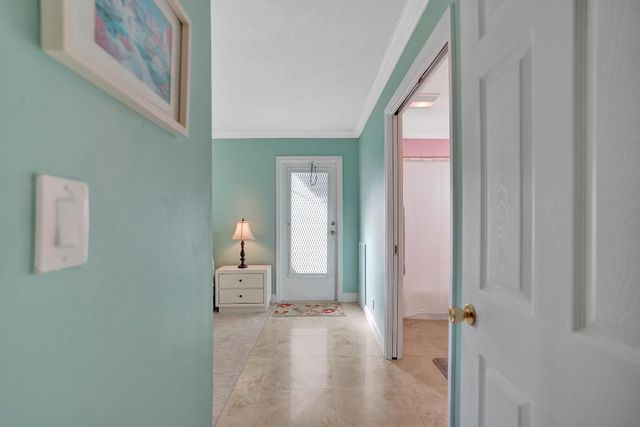 515 High Point Drive A, Delray Beach, FL 33445