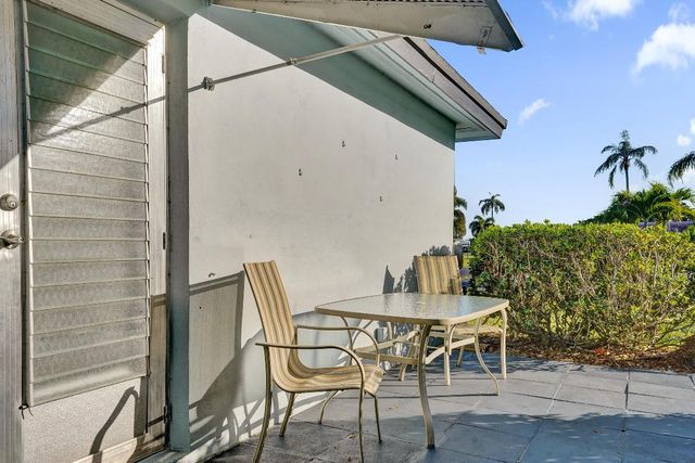 515 High Point Drive A, Delray Beach, FL 33445