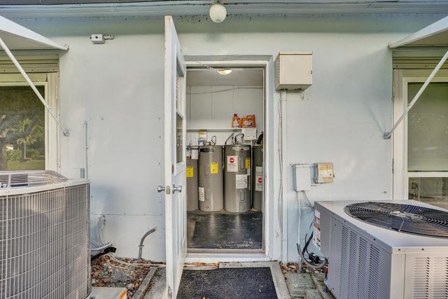 515 High Point Drive A, Delray Beach, FL 33445